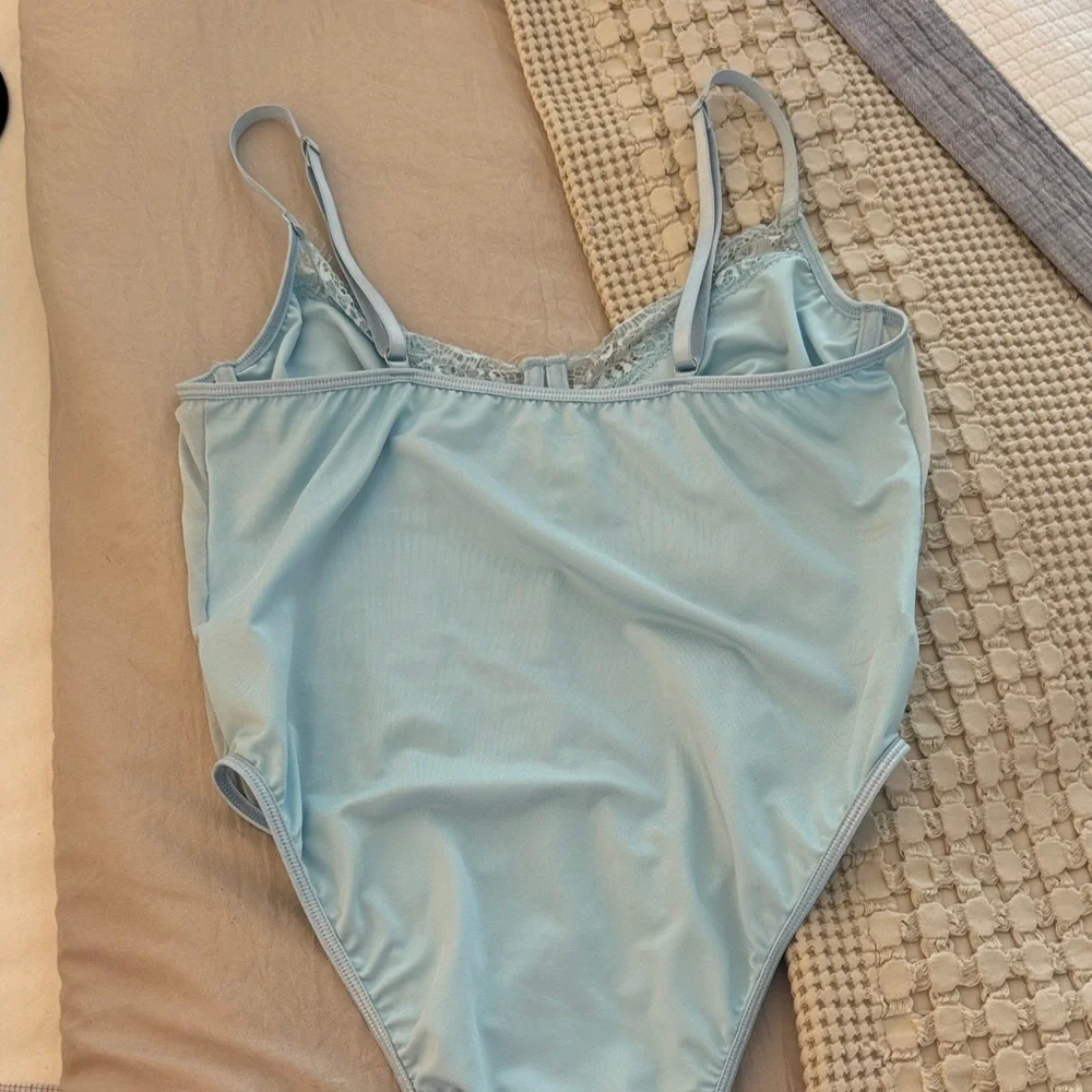 Light Blue Lace Bodysuit - Picture 5 of 5